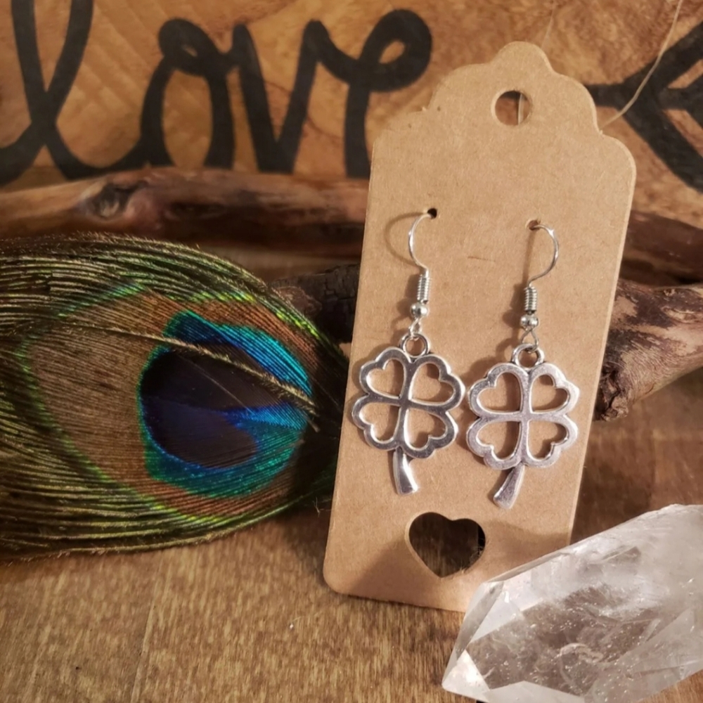 LUCKY ♣︎ Shamrock 4 Leaf CLOVER earrings ~St Patrick's day~Irish~Notre Dame Gear - Picture 4 of 10